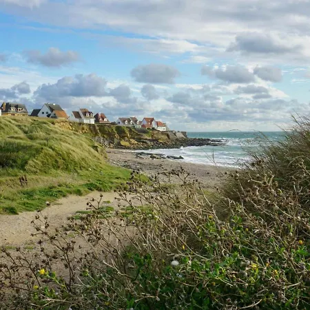 Spacieux Avec Terrain Clos, Terrasse, 4 Chambres, Animaux Acceptes, Pres De - Fr-1-376-104