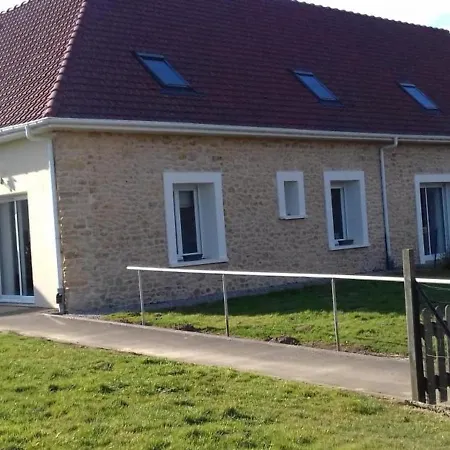 Dom wakacyjny Spacieux Avec Terrain Clos, Terrasse, 4 Chambres, Animaux Acceptes, Pres De - Fr-1-376-104 Belle-et-Houllefort