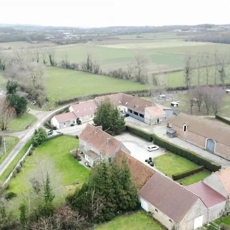 Spacieux Avec Terrain Clos, Terrasse, 4 Chambres, Animaux Acceptes, Pres De - Fr-1-376-104